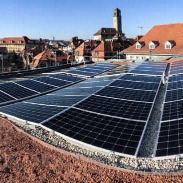 Solaranlage von Solarify auf Schulhaus Pestalozzi in Bern