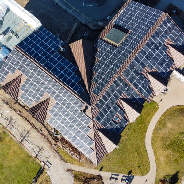 Solaranlage von Solarify auf Dach von Altersheim Seegarten