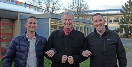 v.l.: Roger Schuhmacher (Solarify), Reto Frischknecht (Adev), Beat Rüegg (Solarify)