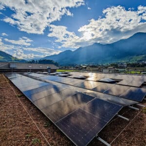 Installation Moser Mechanik Solarinstallation mit Contracting bei Moser Mechanik AG