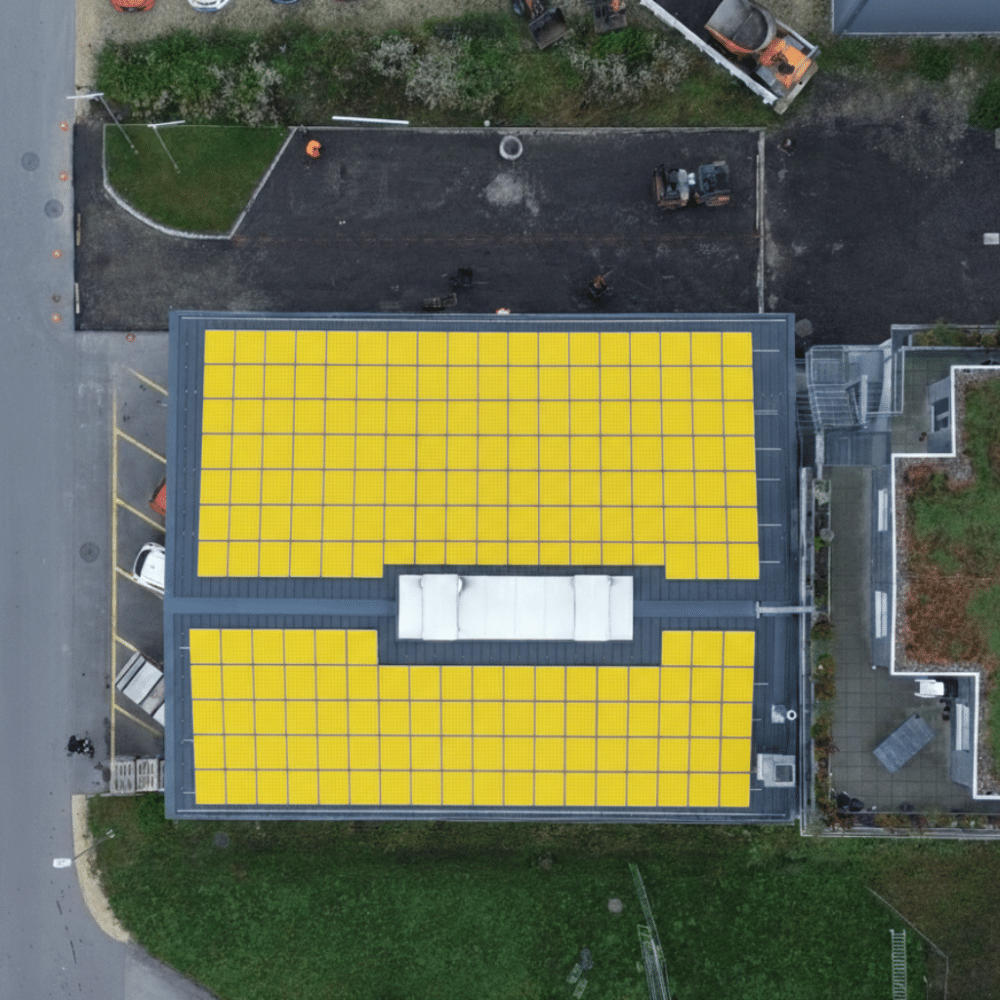 Marbot GmbH in Gampelen mit eingefärbten Solarpanels zur Veranschaulichung